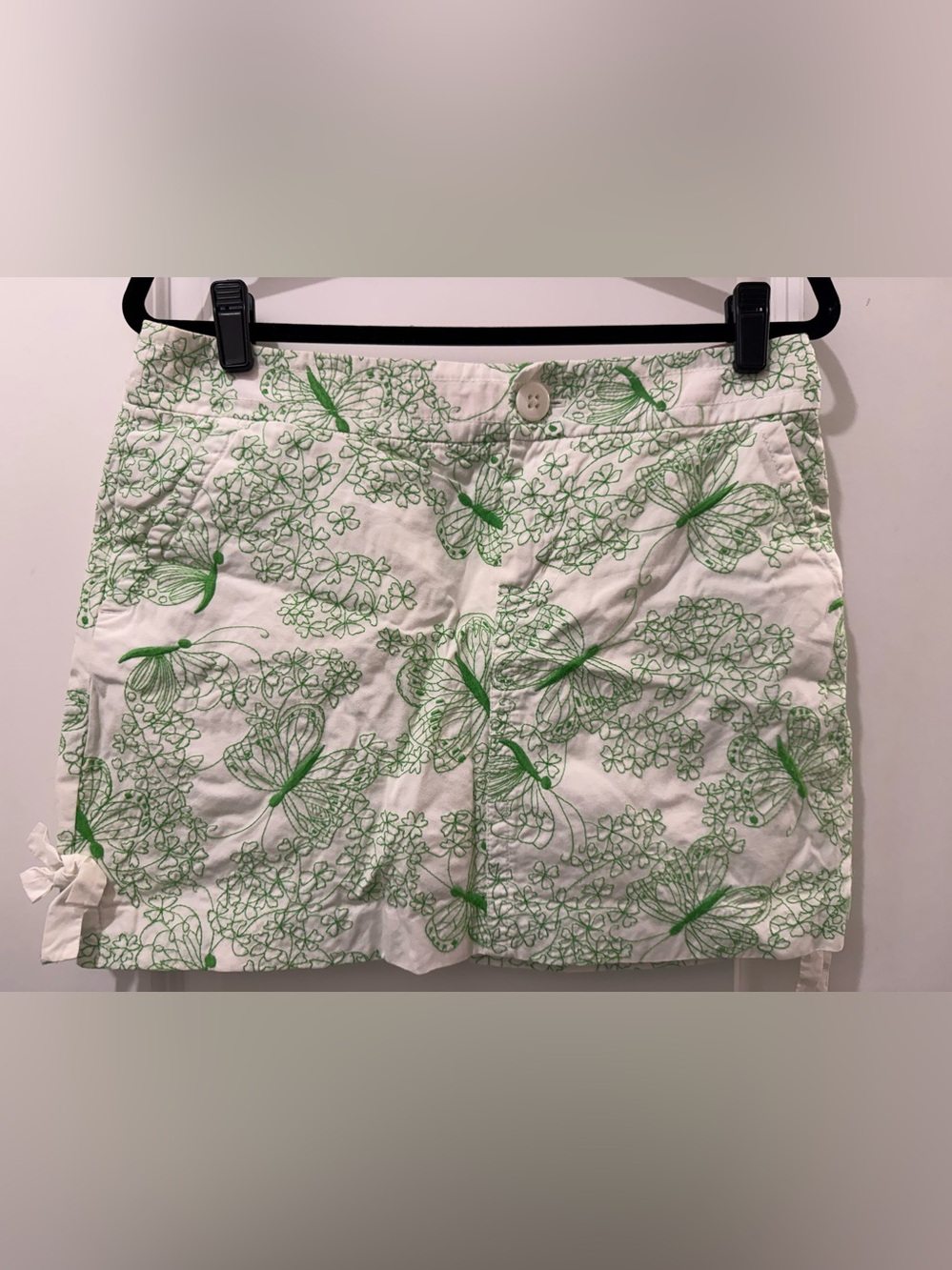 Lilly Pulitzer White Shorts with Green Floral & Butterfly Print